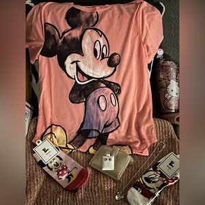 Mickey n Minnie gift set $24